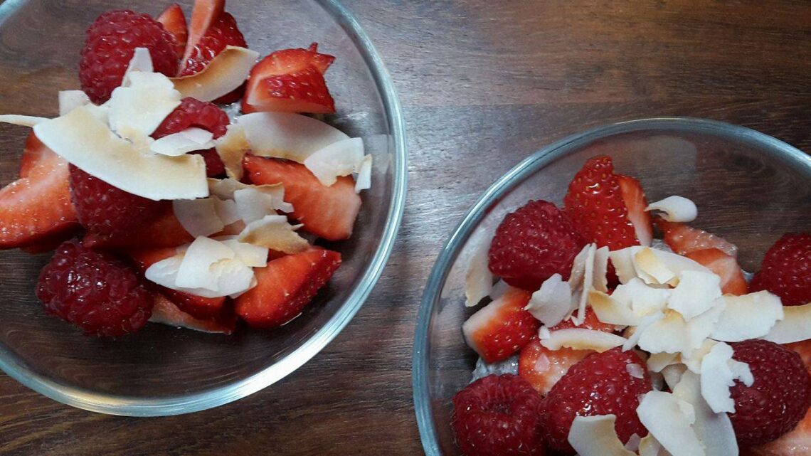 Overnight Oats i to farvefulde versioner